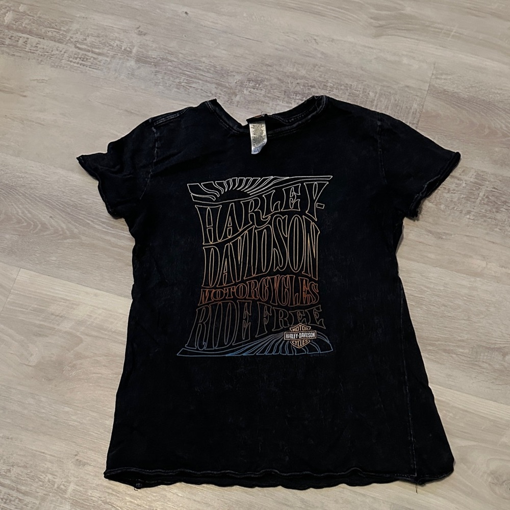 Harley-Davidson Tee with Graphic Design